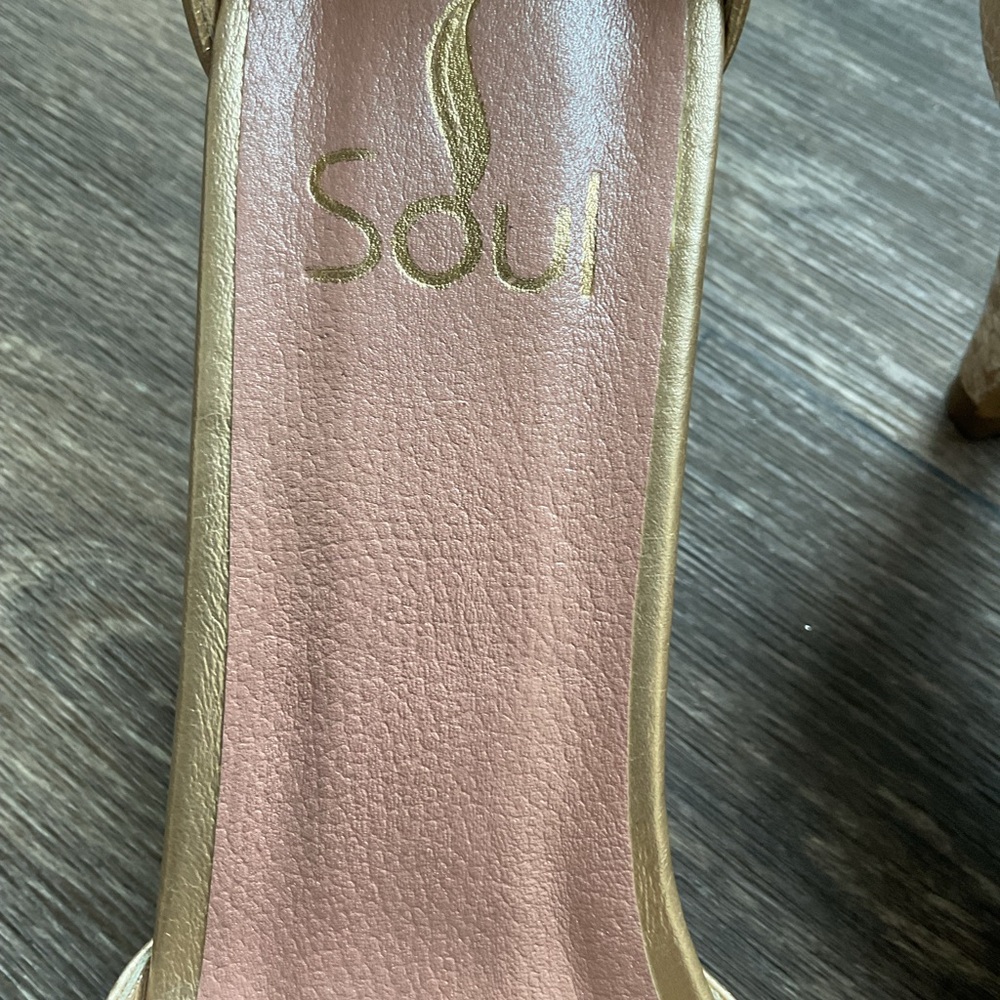 Soul Naturalizer Gold Ankle Strap Sandals Women’s Open Toe Dress Heels Size 8 - Picture 5 of 6